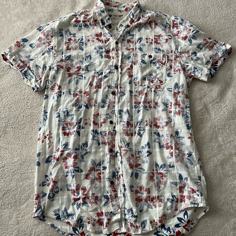 Hawaiian style white button down shirt